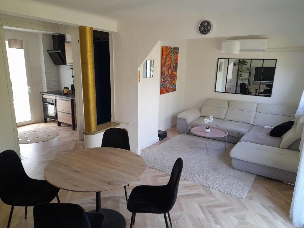Appartement Aux Alyscamps 2, Climatisation, Wifi, Parking Arles Eksteriør bilde